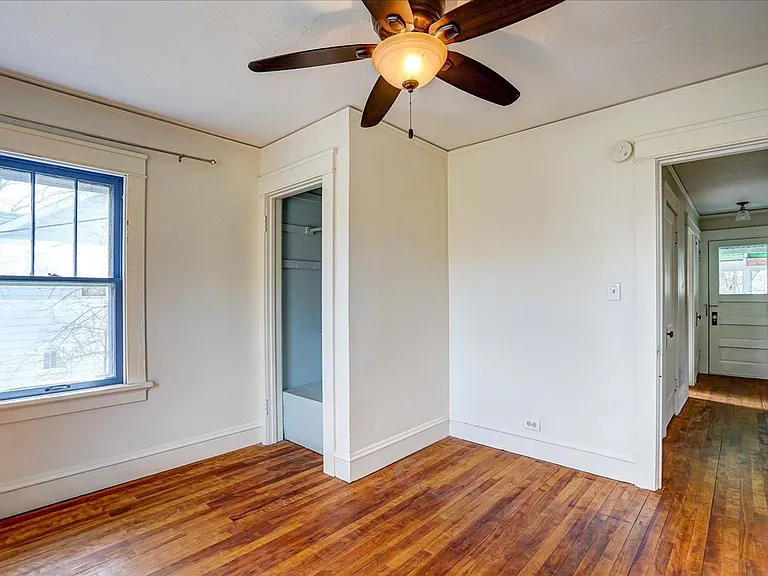 513 Troy Dr — Photo 27