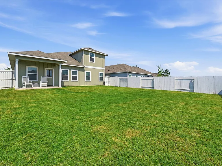 641 Running Creek Dr — Photo 33