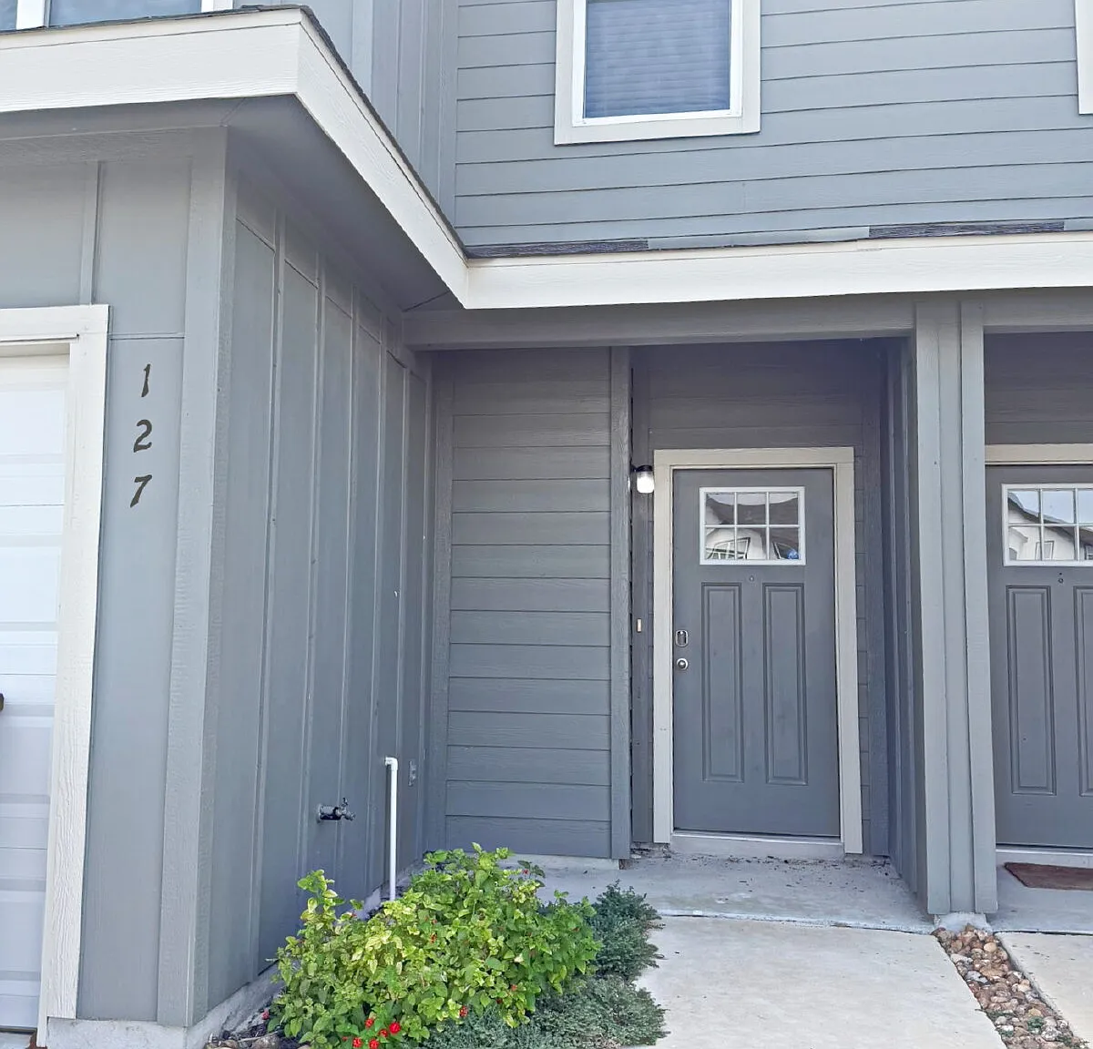 3 bed, 2.5 bath, 1251 sqft, $1,450 — Photo 2