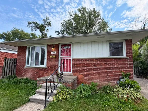 29537 Hazelwood St, Inkster, MI 48141
