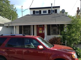 40 Milbank Rd, Staten Island, NY 10306