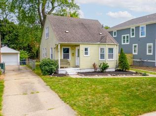 218 N Rembrandt Ave, Royal Oak, MI