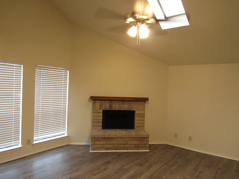 12402 Autumn Vista St #C — Photo 3