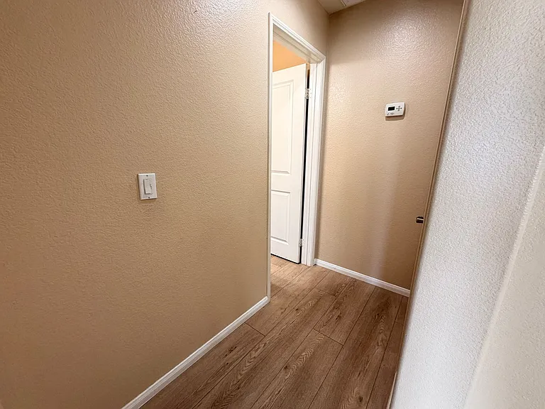 1729 Cripple Creek Dr #4 — Photo 30