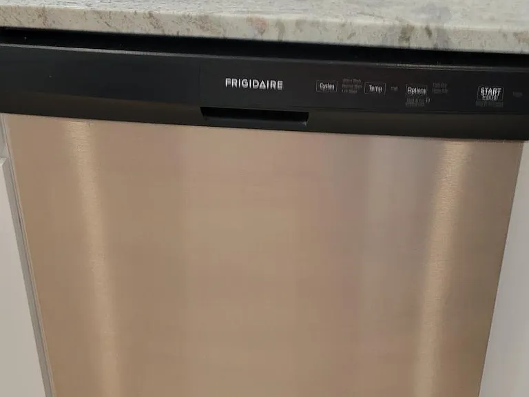 dish washer
