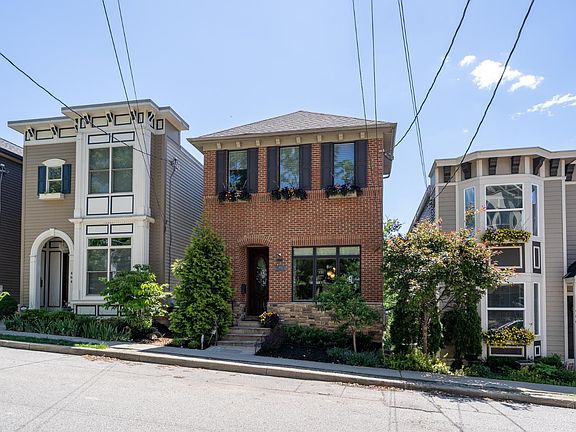 4th image of 462 Strafer St