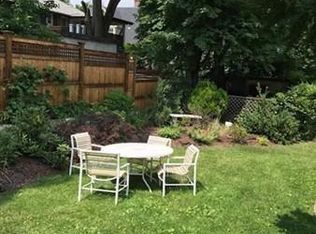 29 Ricker Rd #2F, Newton, MA 02458