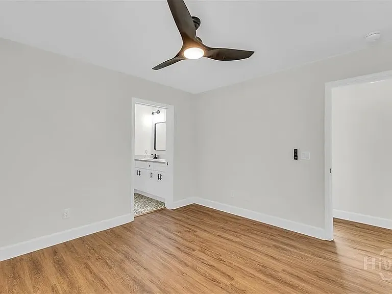 716 Waters Ave — Photo 11