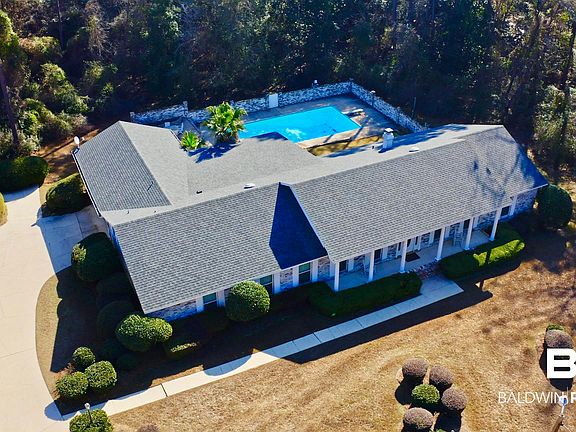 5th image of 210 S College Dr