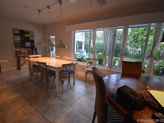 3rd image of 1428 Certosa Ave