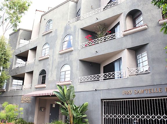 3rd image of 1920 Sawtelle Blvd #204