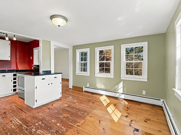 4th image of 17 & 22 Chalk Pond Road