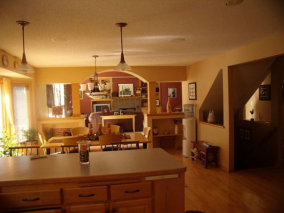 5th image of 951 Bavaria Hills Ct