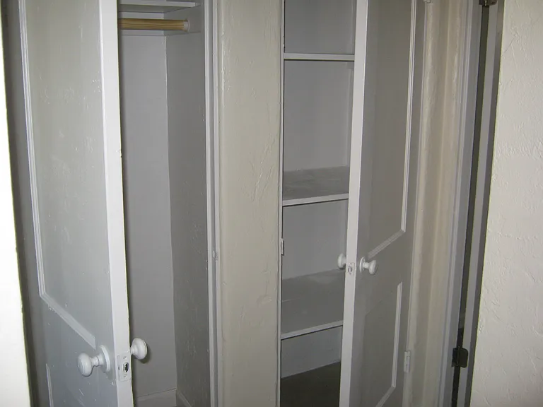 1632 E Oak St #3 — Photo 8