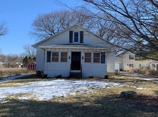 1032 Pekin Ave, Creve Coeur, IL