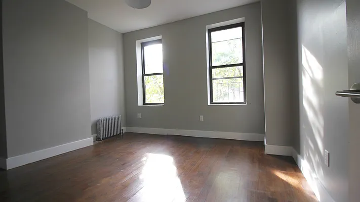 Rented by Nooklyn NYC LLC | media 9