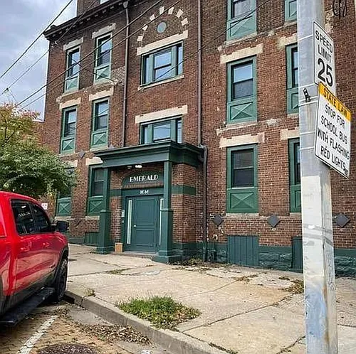 1656 Broadway Ave Photo 1