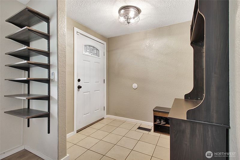 3rd image of 31113 W Whitehorse Drive