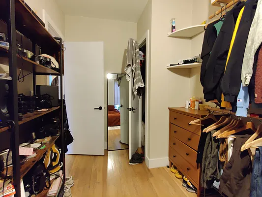 Rented by Signature Property Realty | media 16