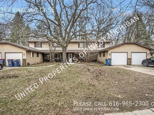 1357 Vineland Ct SE, Grand Rapids, MI 49508
