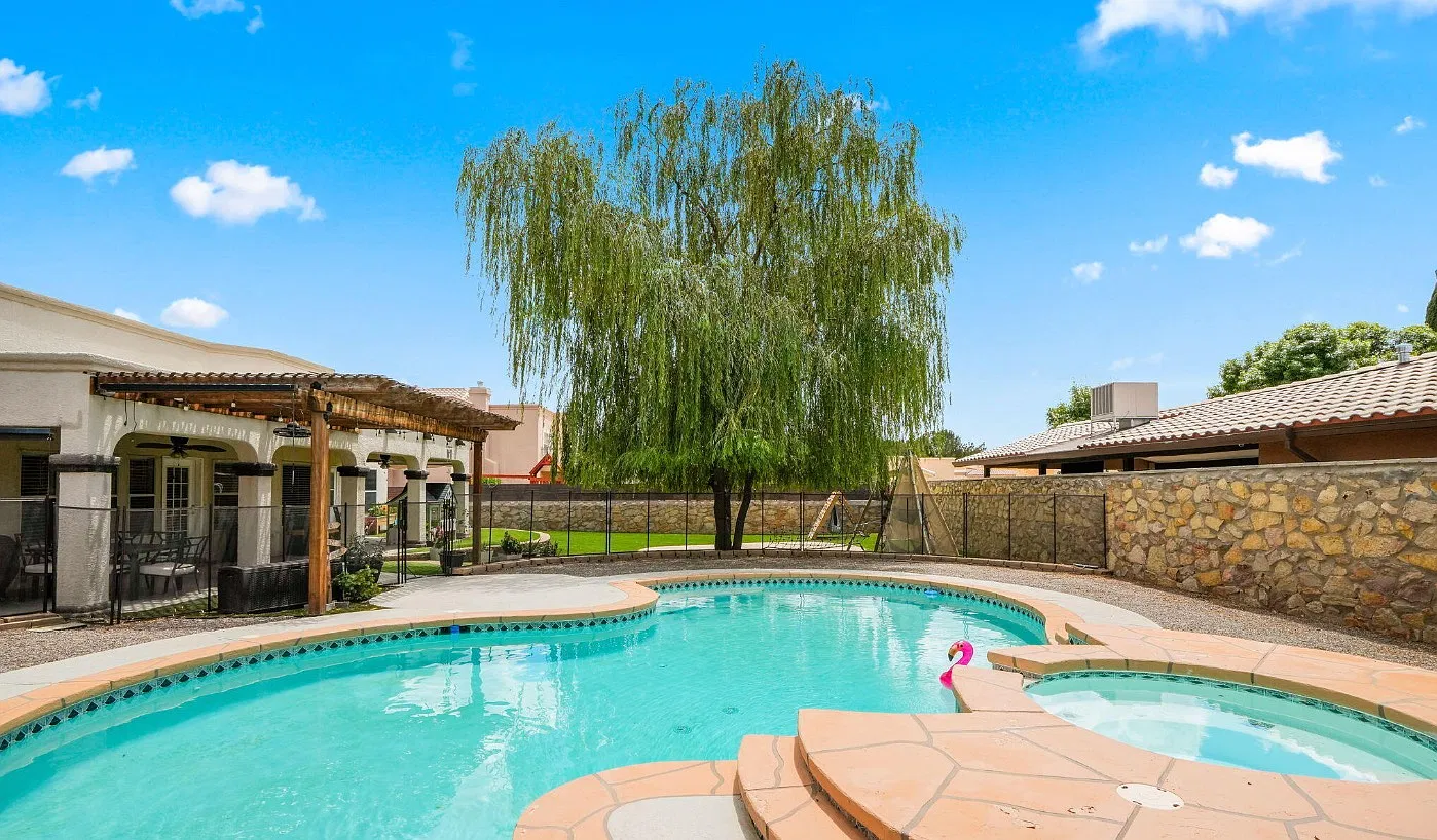 662 Jeanny Marie Ct — Photo 3