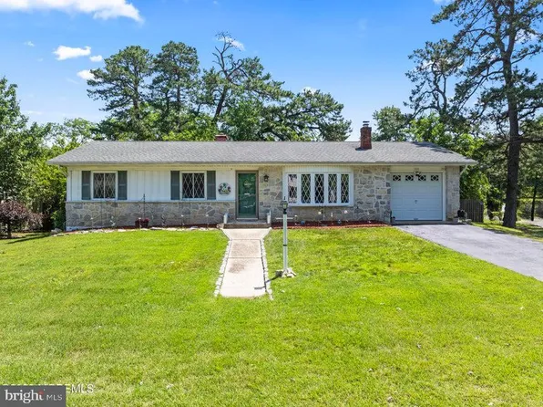 1300 Northampton Blvd, Toms River, NJ 08757