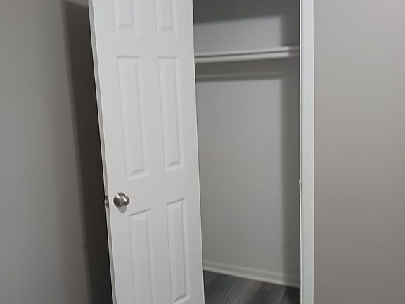 5th image of 3603 N Irvington Ave