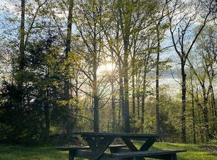 1087 Trowbridge Rd, Sparta, MO 65753