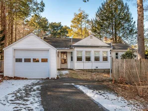 22-24 Edgemoor Ave, Wellesley, MA 02482