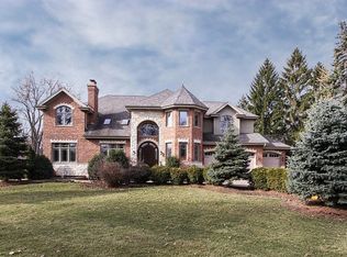 6N200 Sunset Dr, Medinah, IL 60157