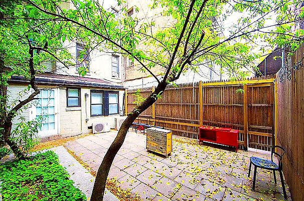 1st image of 316 W 14th St #102
