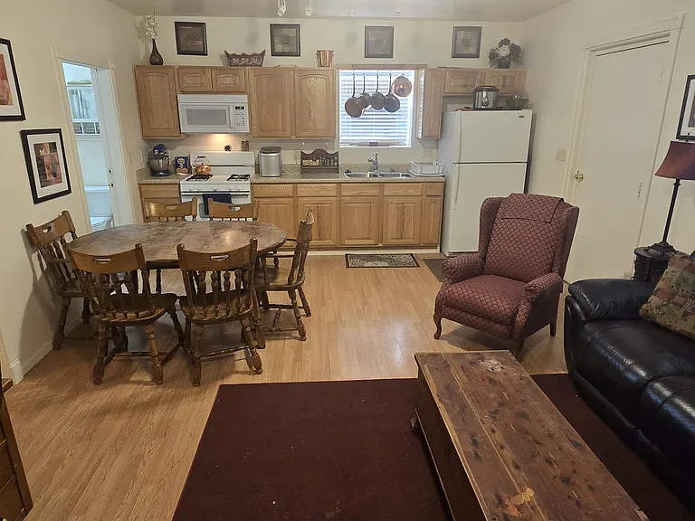 5406 Willow Ave — Photo 4