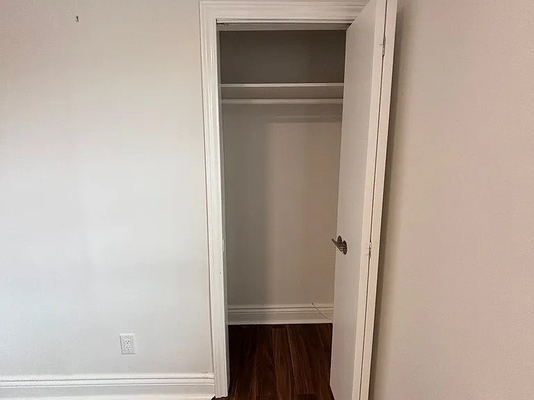 85A Evans Ave #UPPER — Photo 22