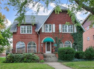 9530 S 53rd Ave, Oak Lawn, IL 60453