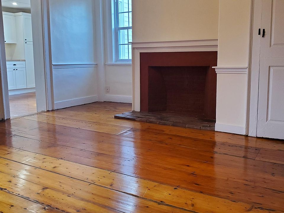 1st image of 1-3 Milk St #13
