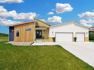 2013 Depot, Newton, KS 67114