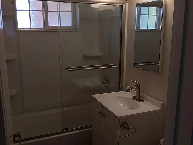 48 Lester Avenue — Photo 5
