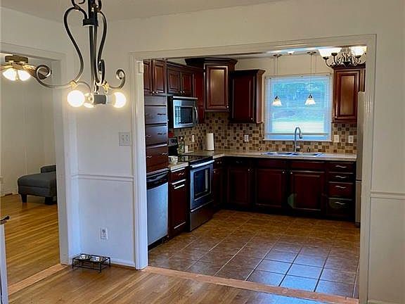 5th image of 3001 Shallowford Dr