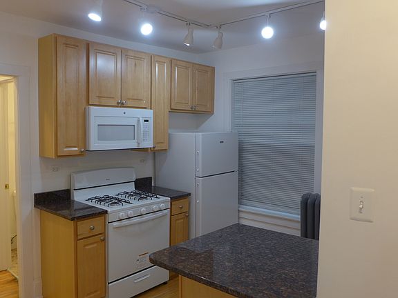 4th image of 3413-21 N Marshfield Ave #34191W