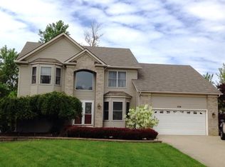 324 Danbury Ln, Richmond Heights, OH 44143