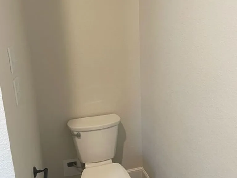 6950 Phoenix Dr — Photo 16