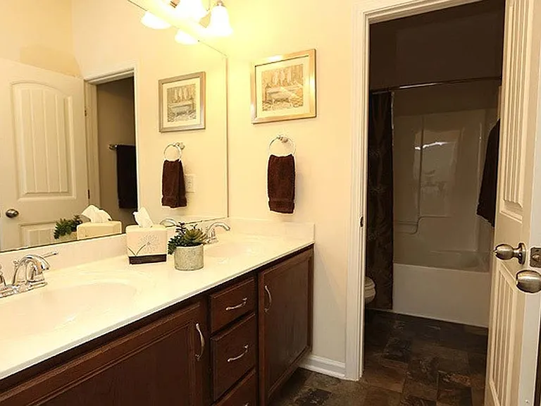 345 Scotlow Way — Photo 12