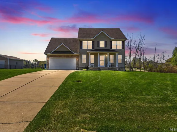 4357 Drake Dr, Swartz Creek, MI 48473