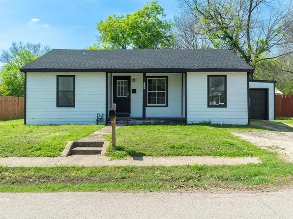 3910 Henderson St, Greenville, TX 75401