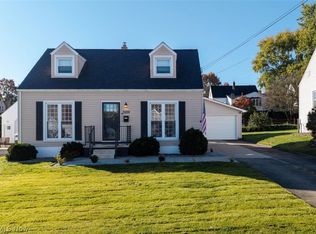 1450 Ries St, Barberton, OH 44203