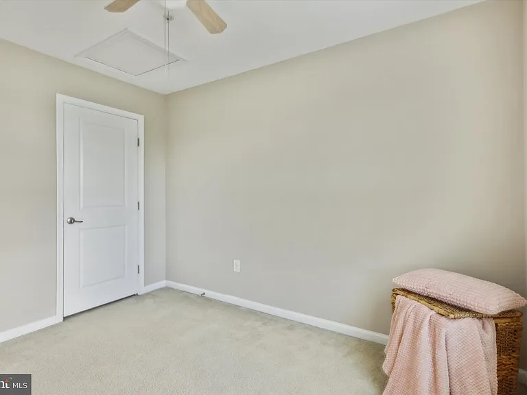 113 Raven Ct — Photo 22