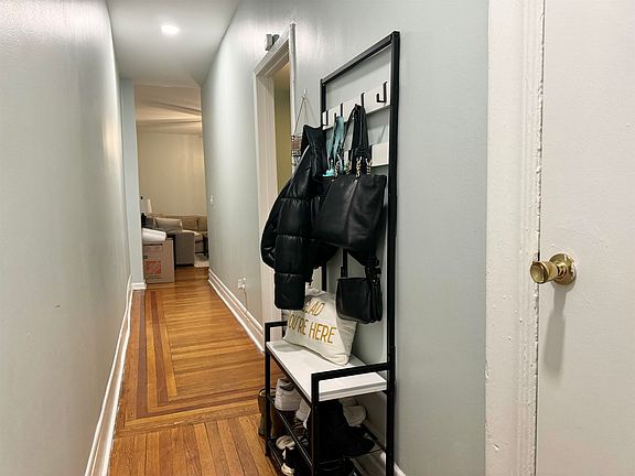 5th image of 429 Fairmount Ave APT 202