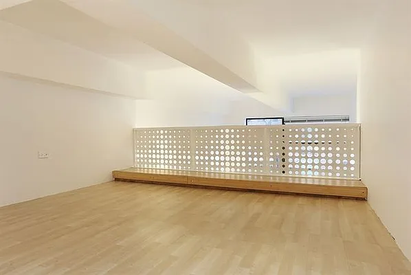 Rented by Compass | media 13