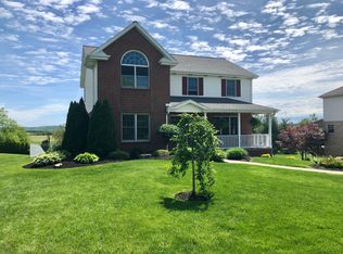 204 Frank Ct, Irwin, PA 15642