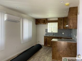 308 W 52nd St #306, Los Angeles, CA 90037
